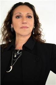 Shamim M. Momin Appointed Director and Chief Curator of Bronx Museum