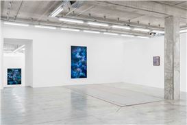 Sasha Ferré's "Daughter of Earth and Water" Transforms Canvas into Limitless Space