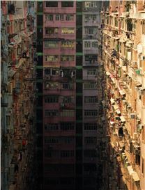 Romain Jacquet-Lagrèze Documents Life at the Top of Hong Kong’s Soaring Architecture