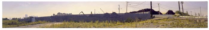 Rackstraw Downes, A Fence at the Periphery of a Jersey City Scrap Metal Yard, 1993. Oil on canvas. 