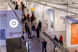 Expo Chicago connects the Midwest to the global art market
