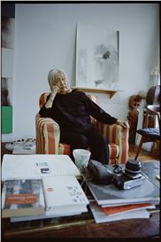 The Artist Who Bends Photography into Many Shapes