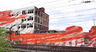 Katharina Grosse’ about her "psychylustro" mural installation in Philadelphia