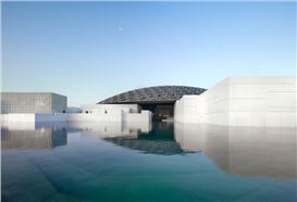 How the Louvre Abu Dhabi’s Museographic Approach and the UAE’s Soft Power Strategy Line Up