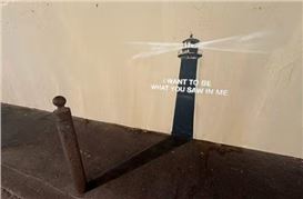 New Banksy Mural Appears in Marseille, Depicting a Lighthouse