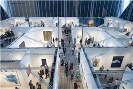 The Five Pieces You Should Absolutely Make Time for at Frieze New York