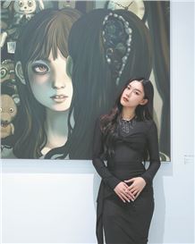 Artist Frames Imagination