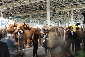 The Best Large-Scale Works at Art Basel Unlimited 2025