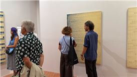 Stunned by | Lee Ufan Arles: A Visit Between Silence, Materials and Unexpected Encounters