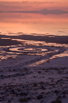 23 Hours at the Wintering Spiral Jetty