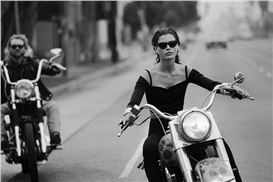 Hamiltons Celebrates Albert Watson's Masterful Eye with "Rome Codex" Exhibition