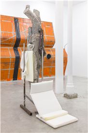 June Crespo at Galería Ehrhardt Flórez, Madrid