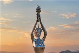 Stunning six-story Burning Man sculpture coming to Aurora in May