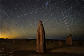 A Stunning Image of the Australian Desert Illuminates the Growing Problem of Satellite Pollution