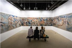 Art Lovers Stay Conservative at Art Basel, with Art Market Staying Soft amid Global Challenges