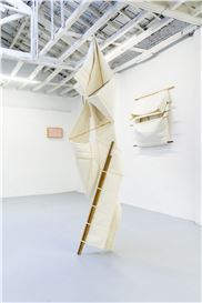 Lo Que No Está, Persiste at Enhorabuena Espacio, Madrid