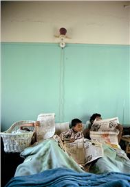 His photographs cut through apartheid — and never diminished their subjects