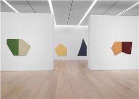 Robert Mangold: Pentagons and Folded Space