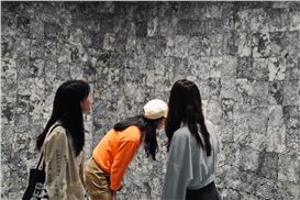 A.I.R. Gallery Seeks Community’s Help After Losing $30K NEA Grant