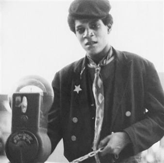 Previously Unseen Photos of Jean-Michel Basquiat Released 