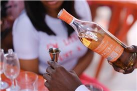 Glenmorangie Unveils “Inspired by Orange” Exhibition in Collaboration with Alex Ash at Windsor Gallery